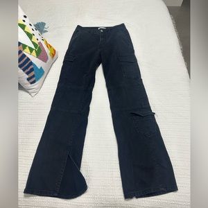 Zara jeans black cargo spilt at the bottom